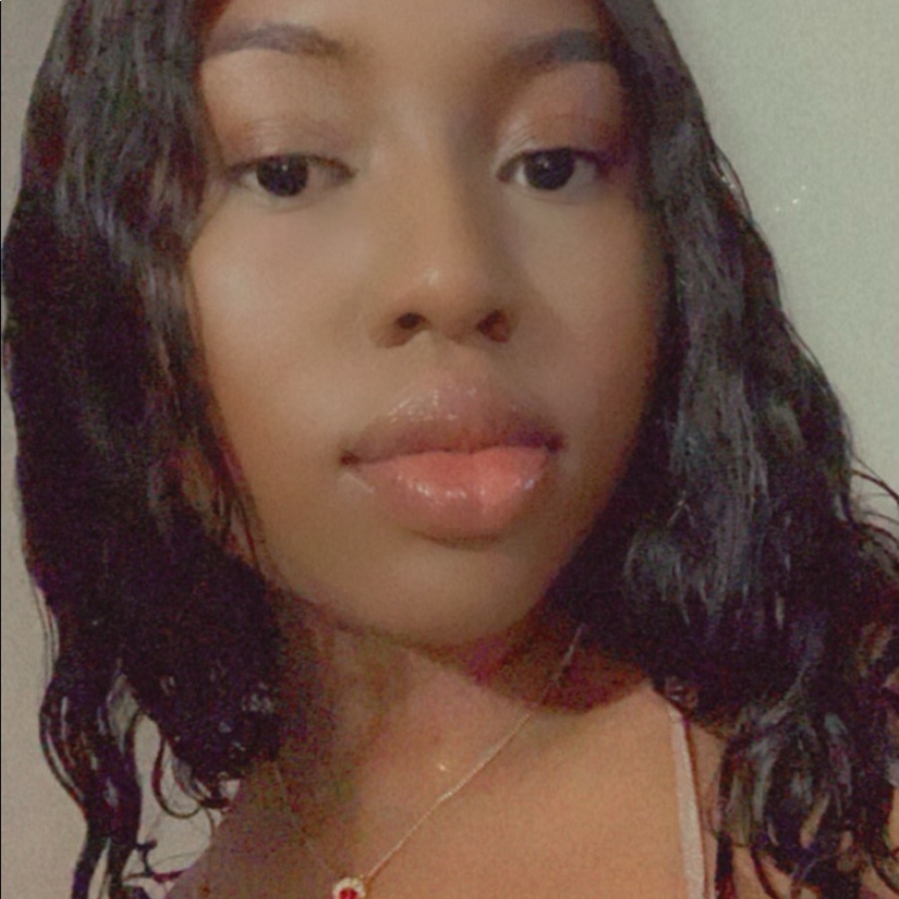 Meet your Posher, Ife